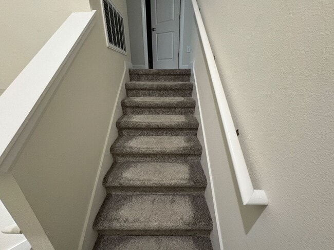 Building Photo - 17041 Volume Alley