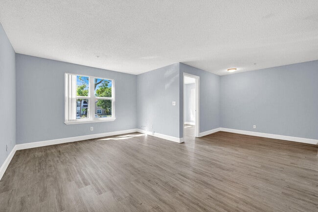 Building Photo - 2301 N Congress Ave