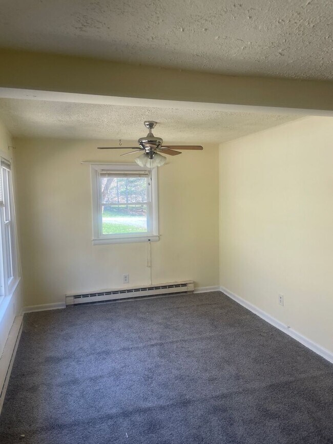 Building Photo - Highwater28