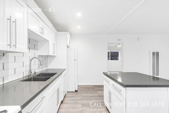 Building Photo - 5519 Bonner-#3