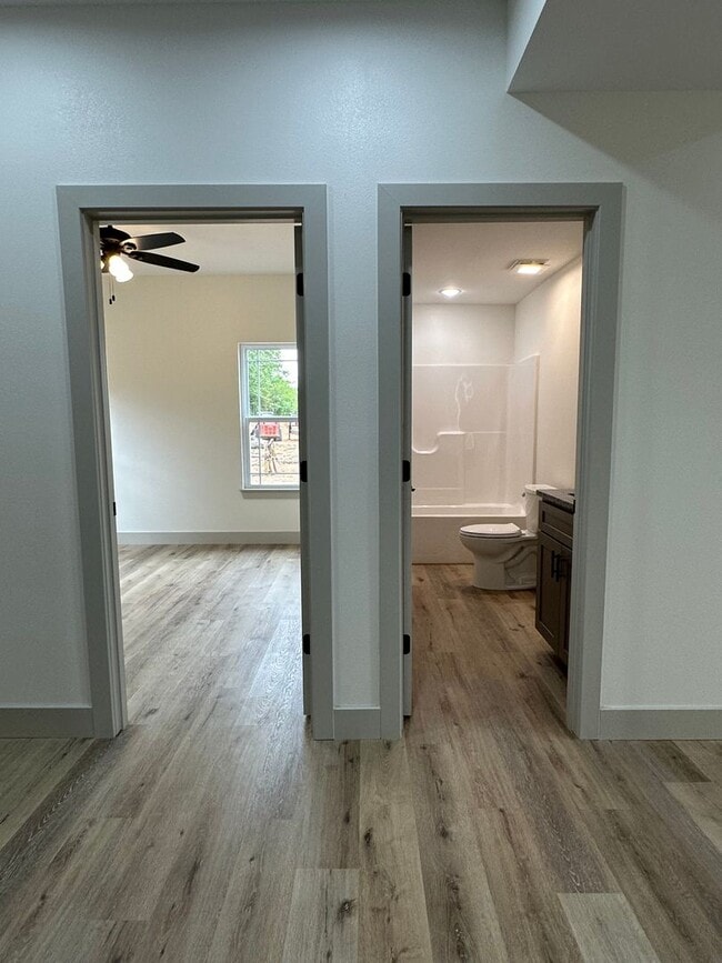 Building Photo - BRAND NEW 4 BED 3 BATH in WAYNESVILLE