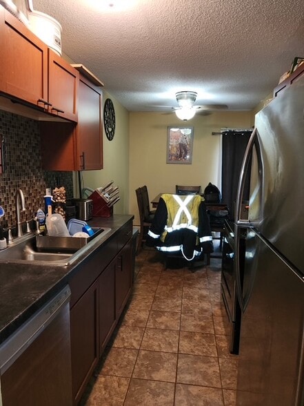 Building Photo - 936 Westbrooke Way