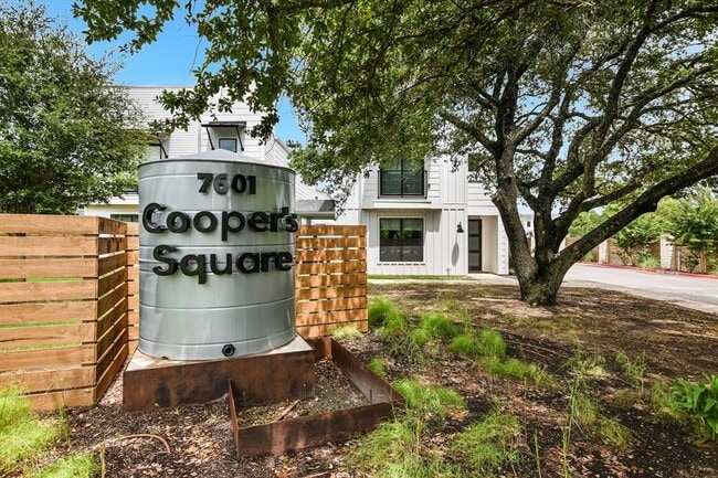 Building Photo - 7601 Cooper Ln