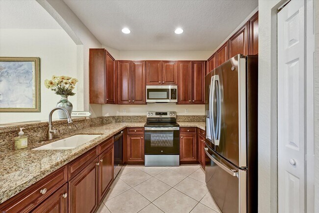 Building Photo - 4870 Bonsai Cir