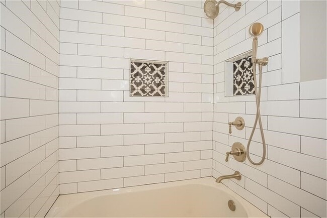 Building Photo - 4503 Bryn Mawr Ln