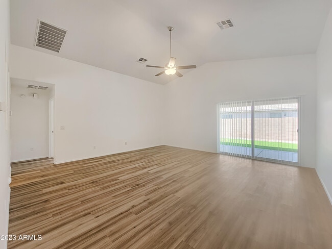 Building Photo - 17470 W Elizabeth Ave