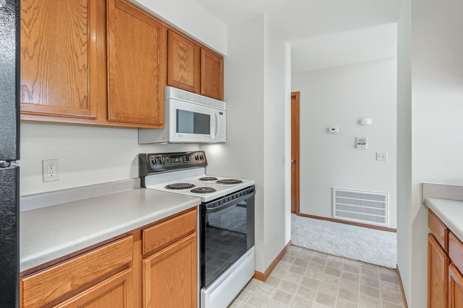 Building Photo - 3509 Maple Grove Dr