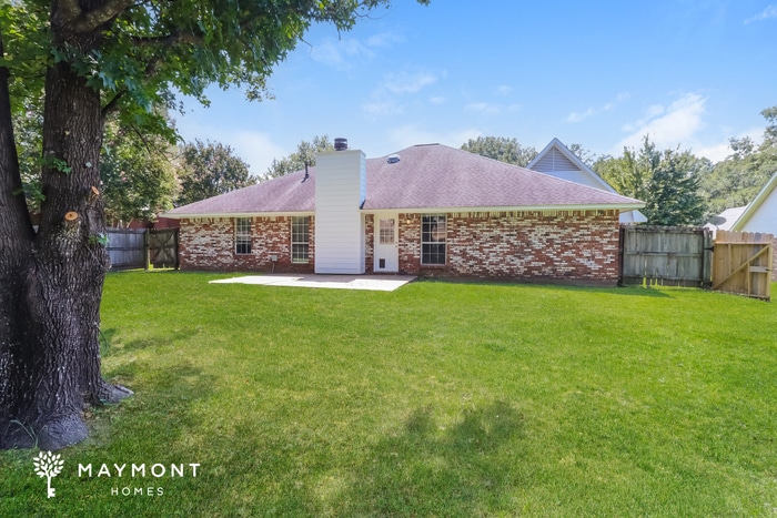 Building Photo - 516 Brentwood Dr