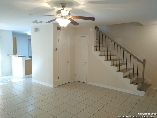 Building Photo - 7322 Oak Manor Dr