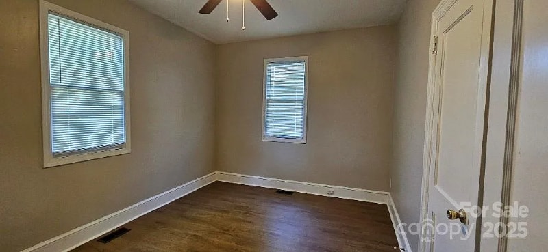 Building Photo - 2828 Bellhaven Cir