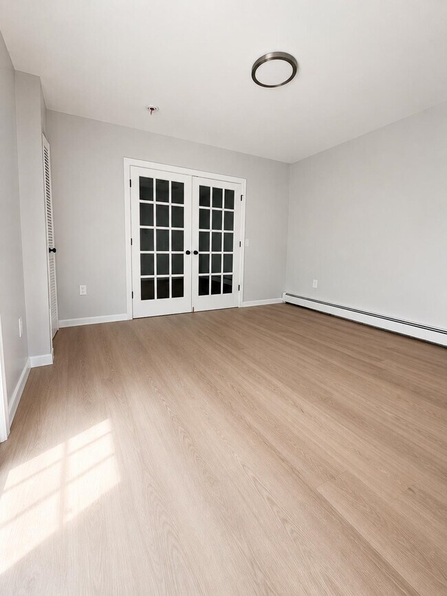 Building Photo - 605 Bergenline Ave