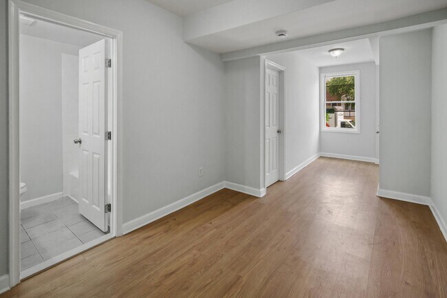 Building Photo - 182 36th St NE