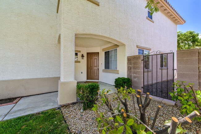 Building Photo - Stunning Gated Community in Summerlin!