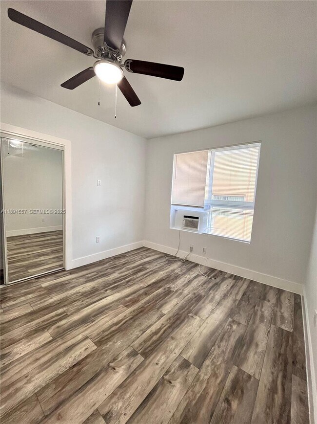 Building Photo - 1036 SW 5th St