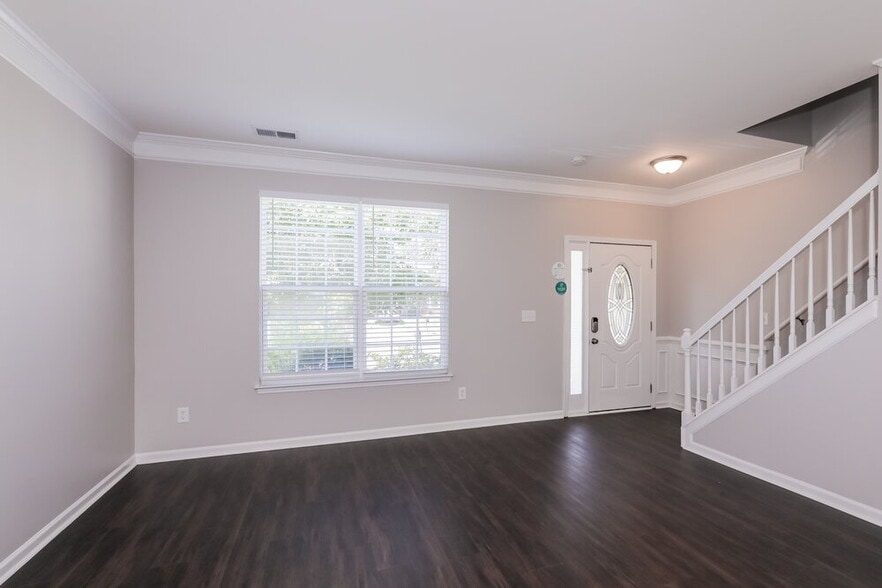 Building Photo - 16527 Falconry Way