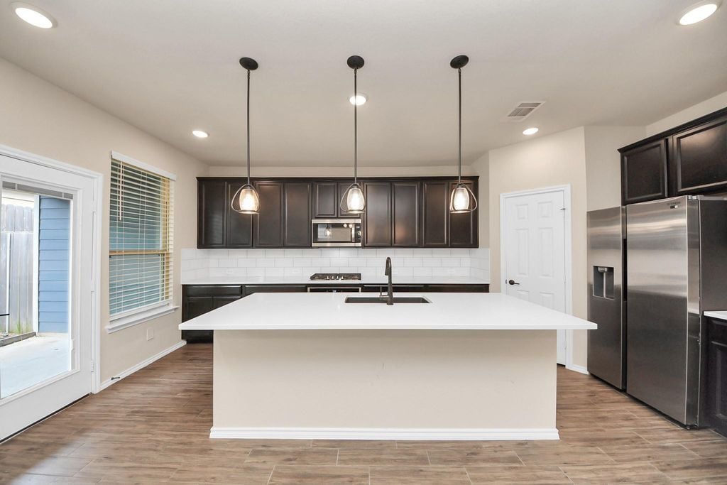 Building Photo - 10325 Harmon Smith Dr