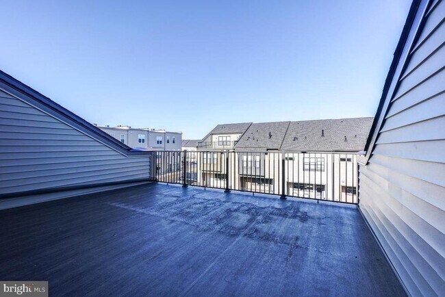Building Photo - 22954 Sullivans Cove Sq