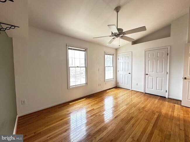 Building Photo - 9799 Mock Orange Ct