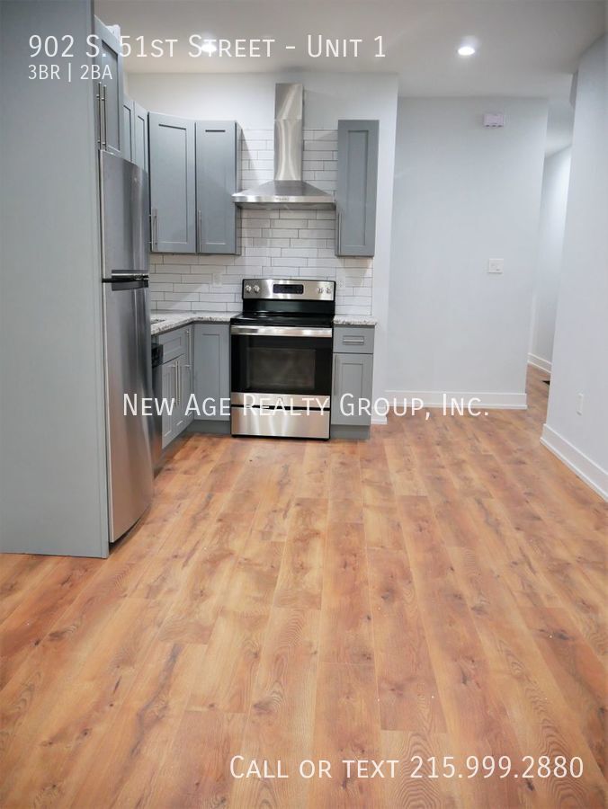 Building Photo - 902 S 51st St