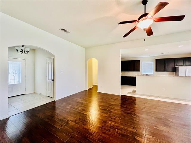 Building Photo - 2421 Fall Leaf Ct