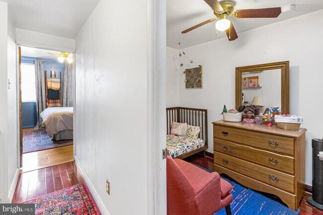 Building Photo - 808 Sears St