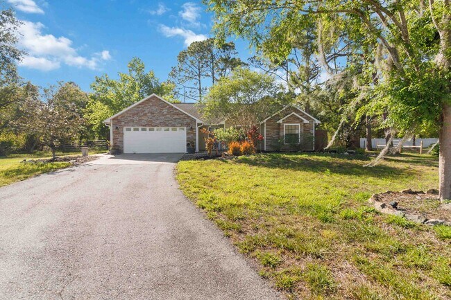 Building Photo - MOVE-IN SPECIAL - Beautiful 3/2 Home in Ba...