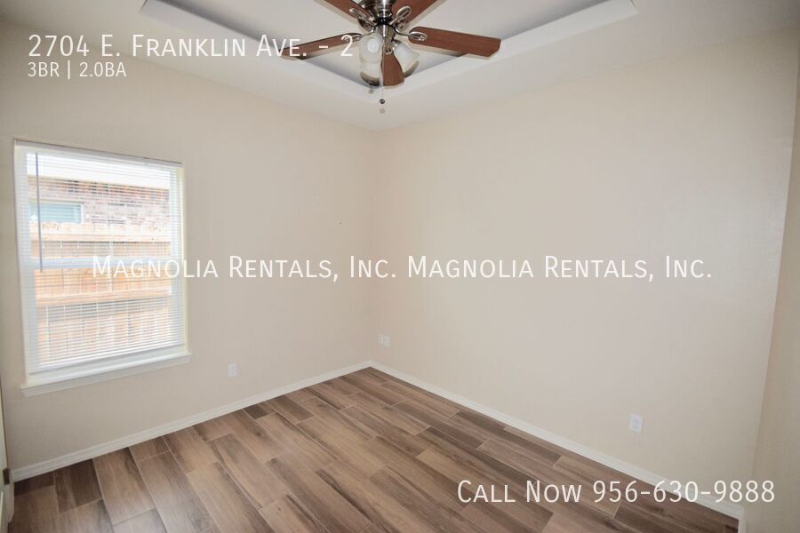 Building Photo - 2704 E Franklin Ave