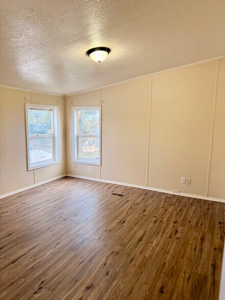 Building Photo - 2963 Rd S SW