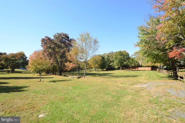 Building Photo - 12614 Oxon Rd