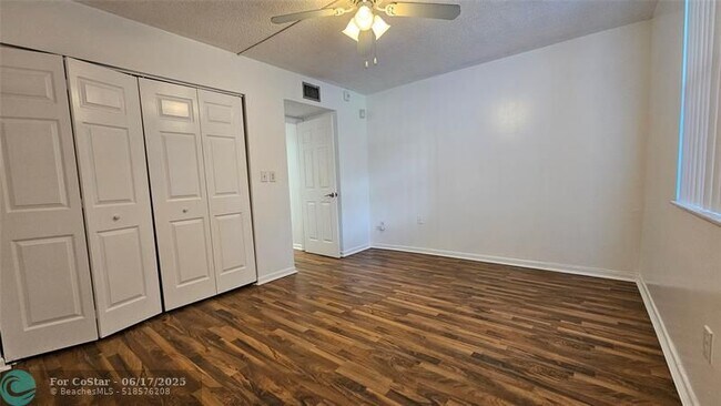 Building Photo - 16171 Blatt Blvd
