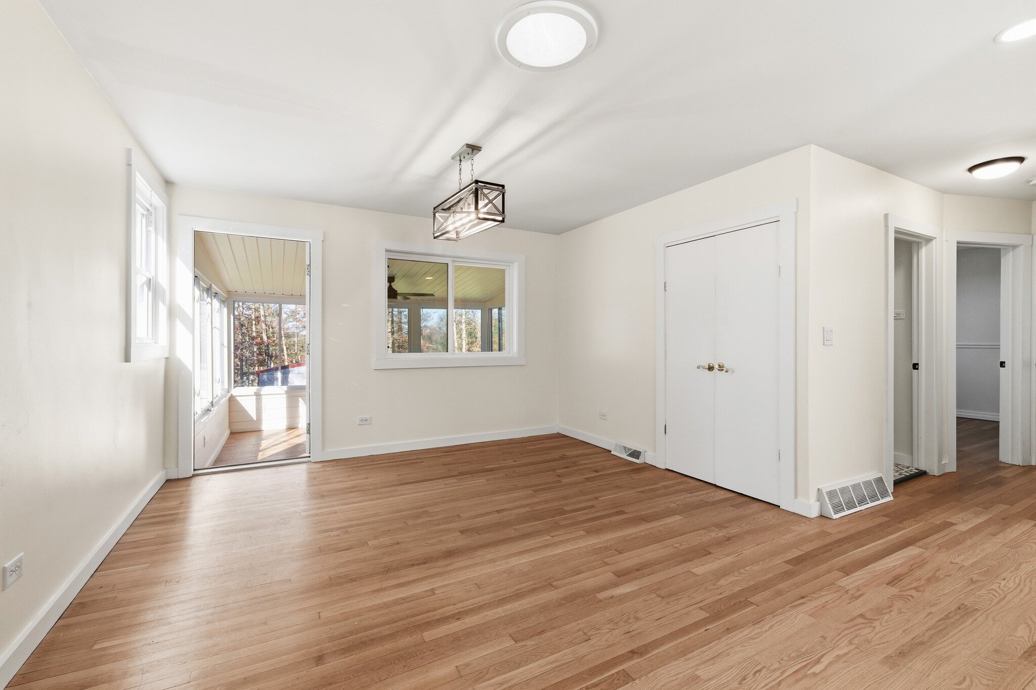 Building Photo - 23 Salem Rd