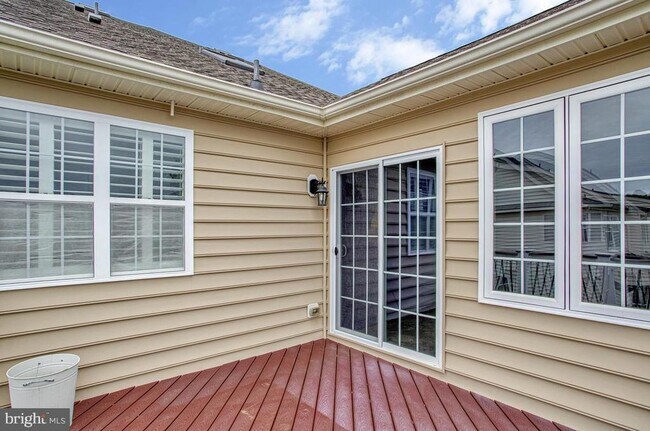 Building Photo - 4512 Grazing Way