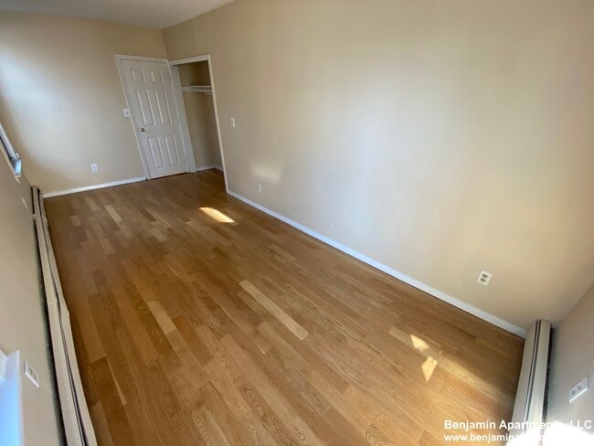 Building Photo - 224 Cambridge St