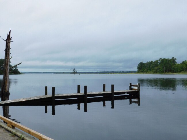 Building Photo - 6222 Harbourside Dr