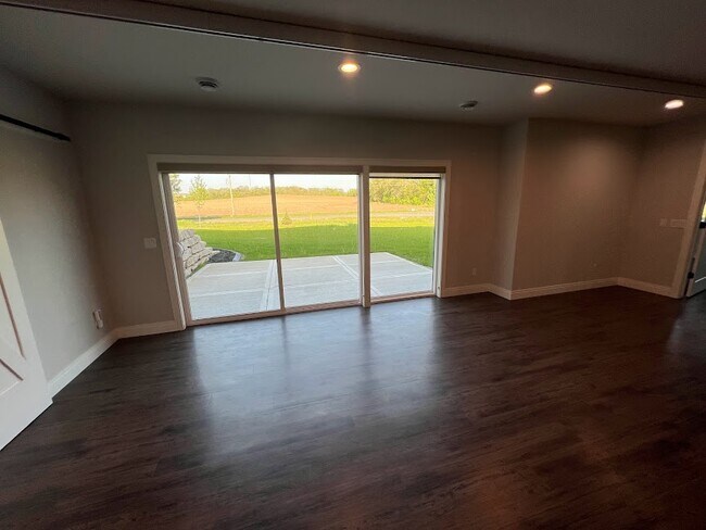 Building Photo - 3636 Eden Ct