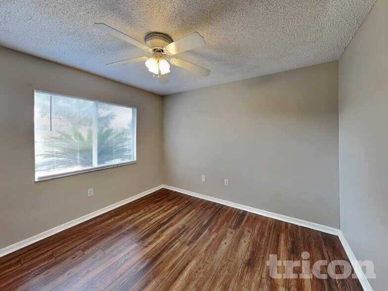 Building Photo - 4406 Tina Ln