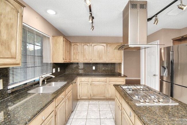 Building Photo - 8723 Rocky Valley Dr