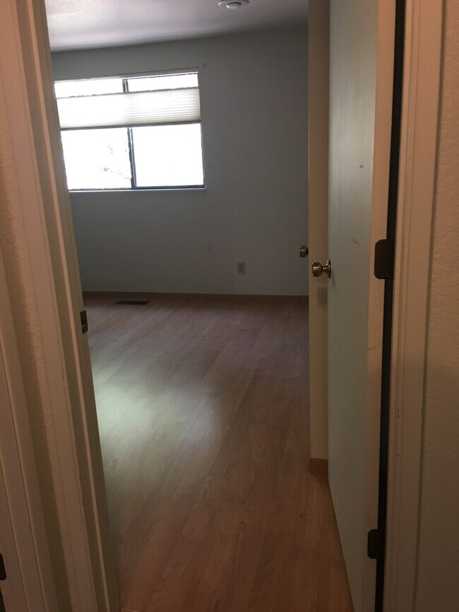 Building Photo - Cozy 2 Bedroom 1 bath in Philomath