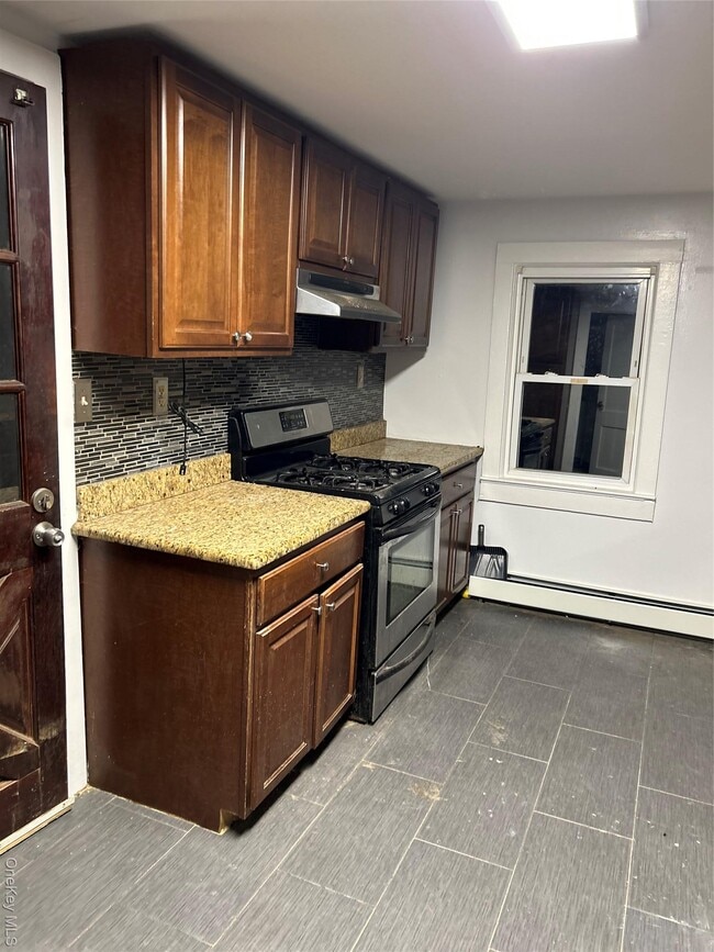 Building Photo - 3 Ingalls St