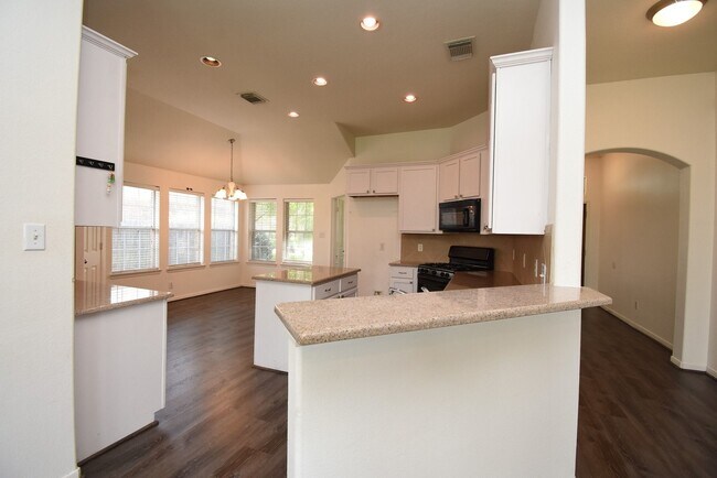 Building Photo - 128 Long Canyon Ln