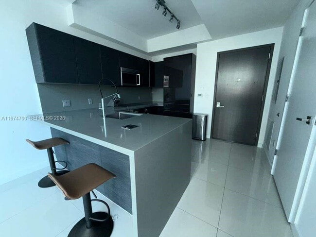 Building Photo - 1080 Brickell Ave