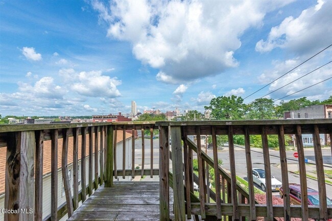 Building Photo - 8 Harrison Ave