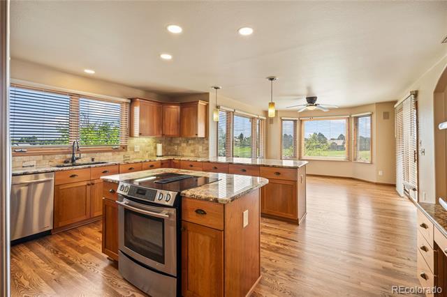 Building Photo - 9470 Kemper Dr