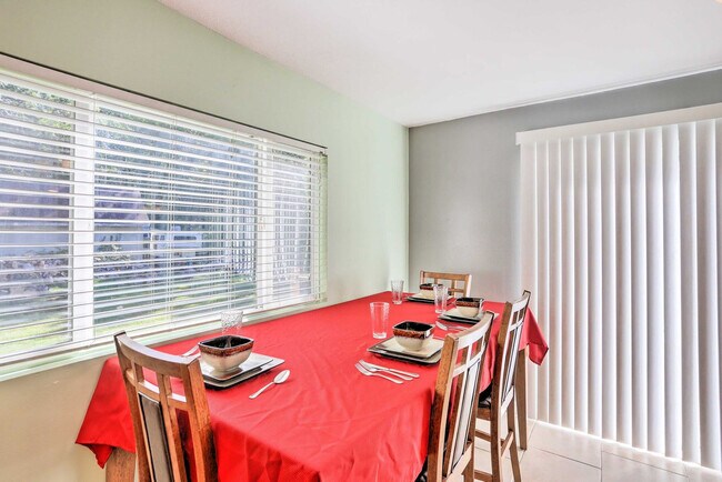 Building Photo - 6851 Nebraska Ave