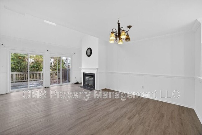 Building Photo - 1803 Poplar Ct