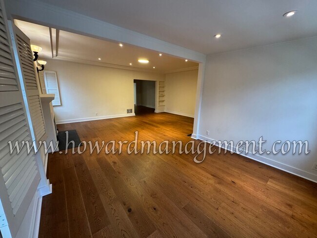 Building Photo - ***OPEN HOUSE 6/13 (11am-1pm)*** Contempor...