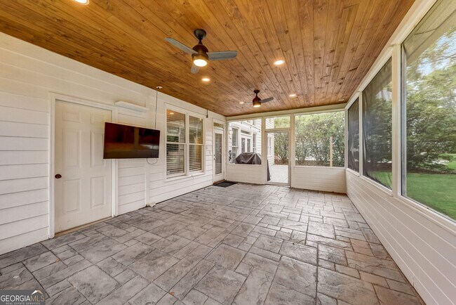 Building Photo - 950 Wilde Run Ct