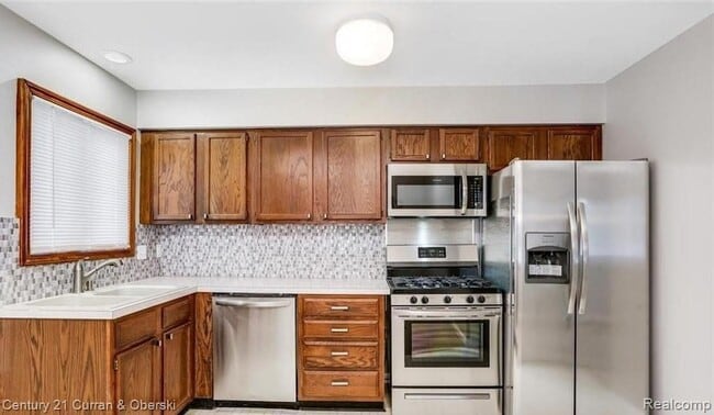 Building Photo - 11328 Kingsley Dr