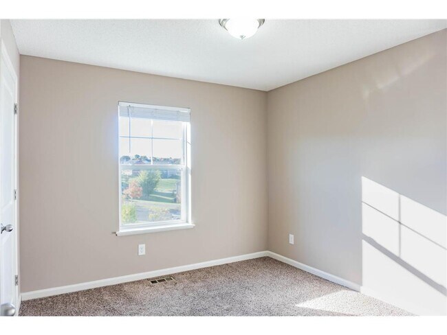 Building Photo - 1619 Windigo Ln