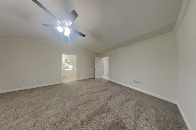 Building Photo - 2688 Crystal Ln